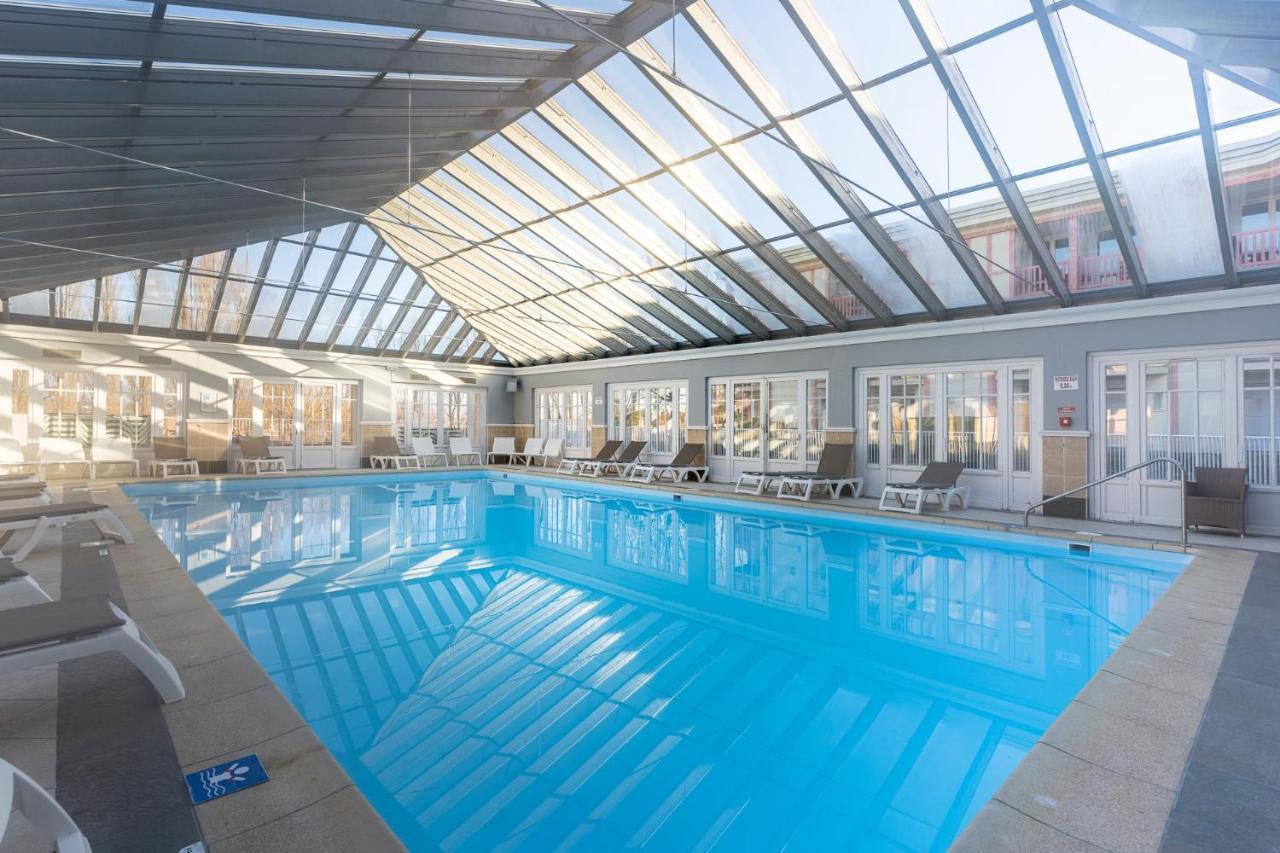 Beautiful Flat With Swimming Pool Tennis Court And Private Car Parking 64 *