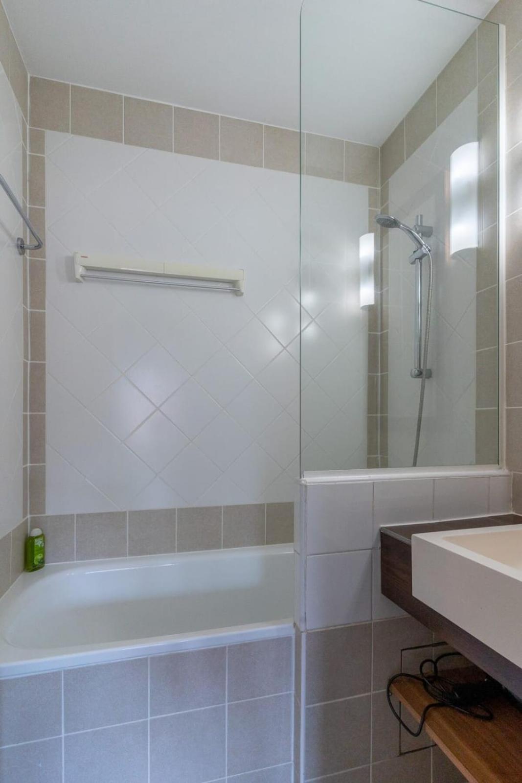 Beautiful Flat With Swimming Pool Tennis Court And Private Car Parking 64 Apartment Le Touquet