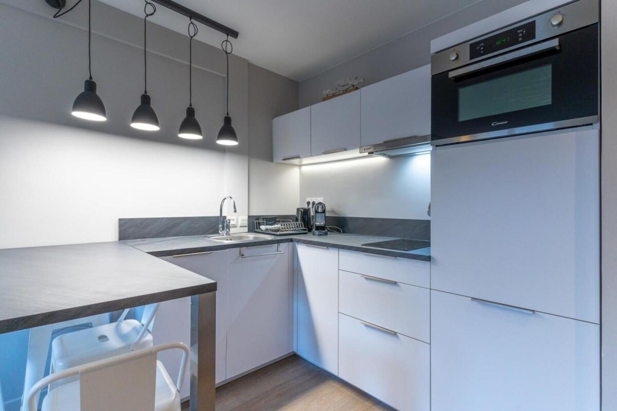 Apartment Beautiful Flat With Swimming Pool Tennis Court And Private Car Parking 64 *